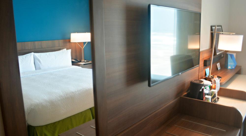 Fairfield Inn & Suites By Marriott コアツァコアルコス エクステリア 写真
