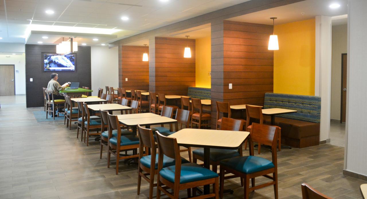 Fairfield Inn & Suites By Marriott コアツァコアルコス エクステリア 写真
