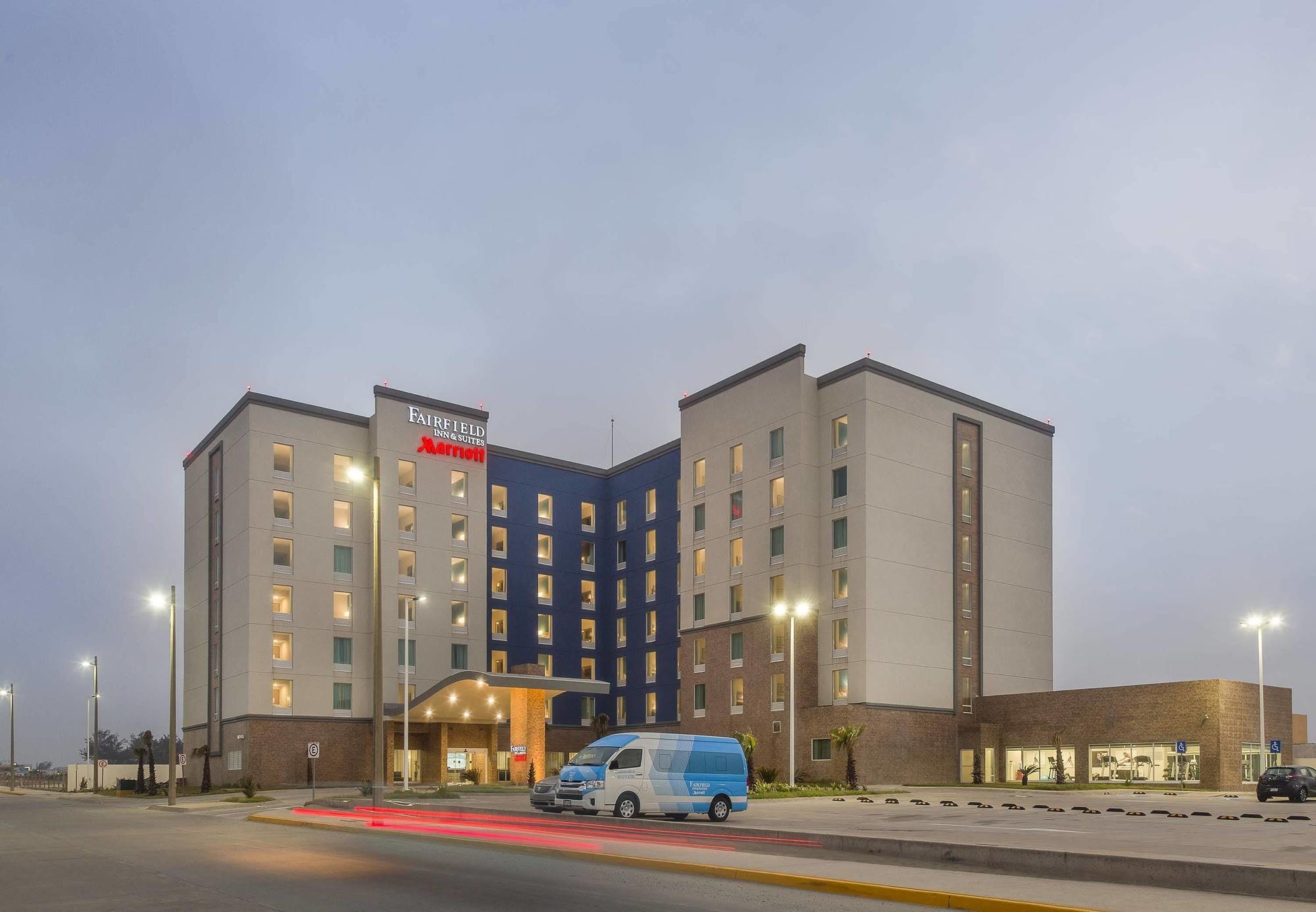 Fairfield Inn & Suites By Marriott コアツァコアルコス エクステリア 写真