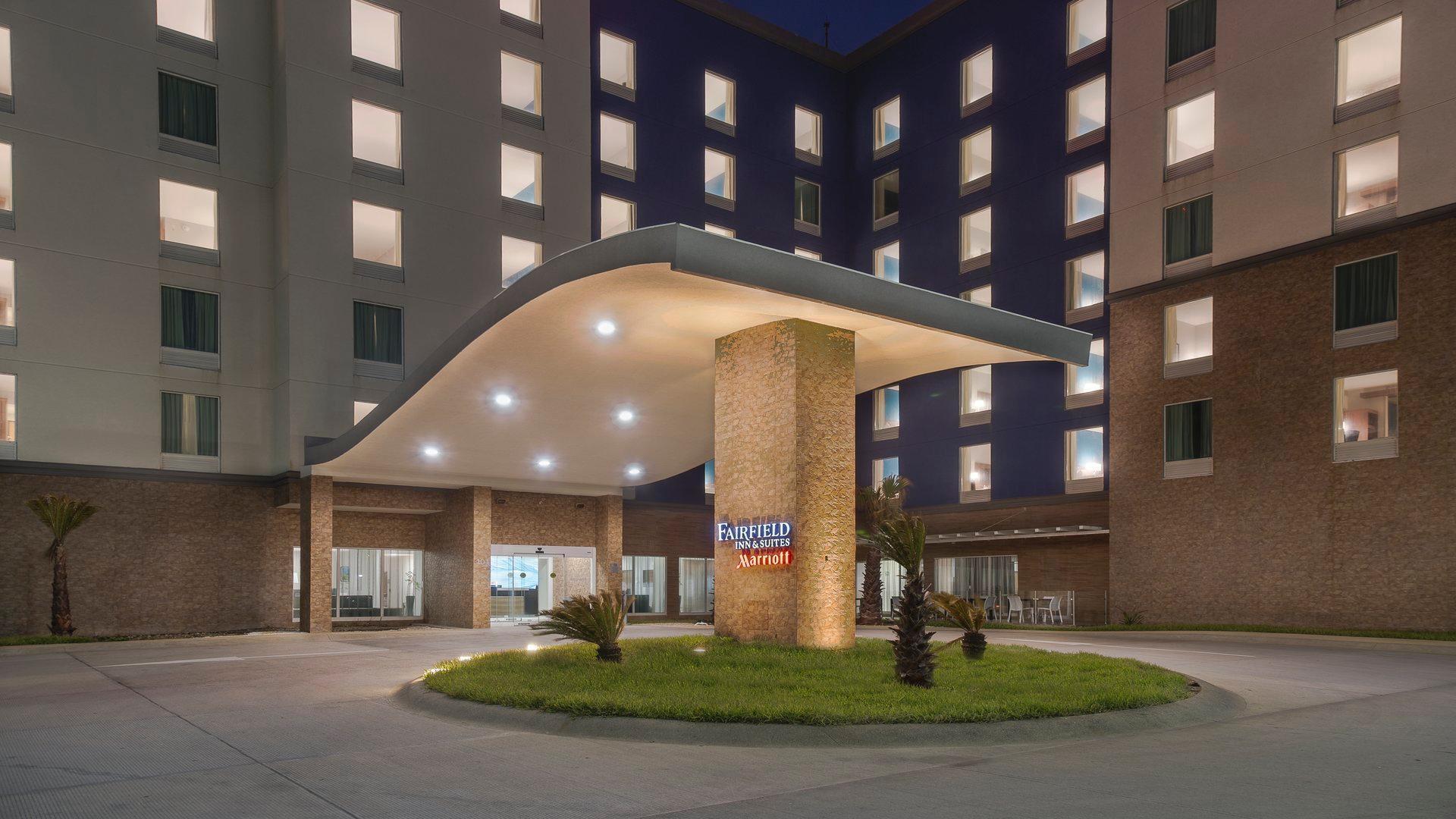 Fairfield Inn & Suites By Marriott コアツァコアルコス エクステリア 写真
