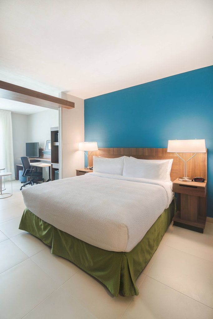 Fairfield Inn & Suites By Marriott コアツァコアルコス エクステリア 写真