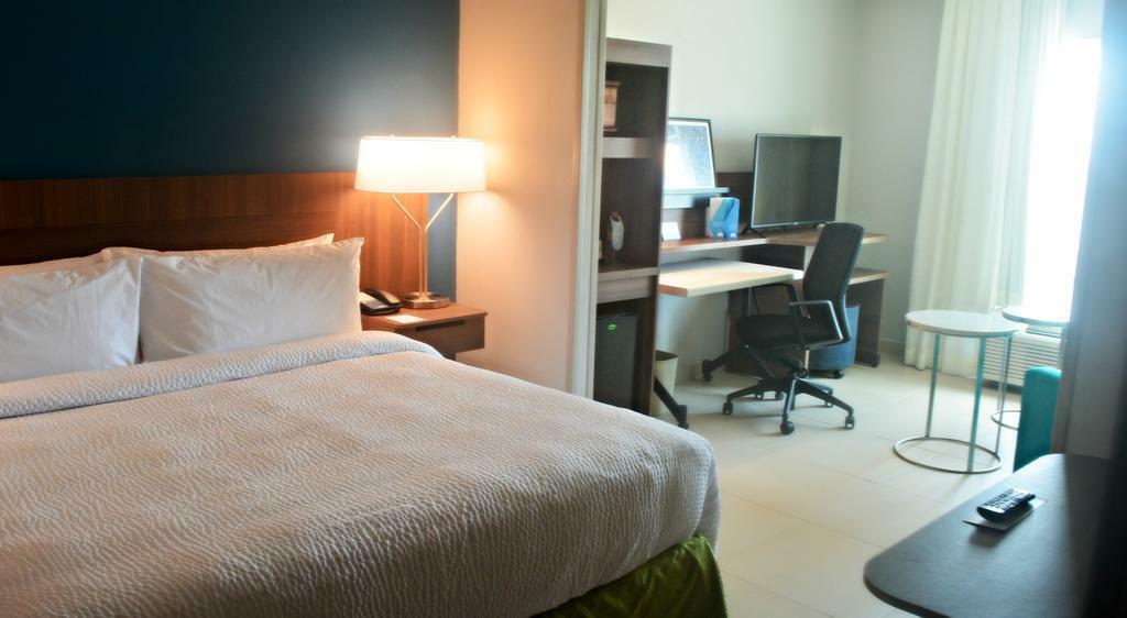 Fairfield Inn & Suites By Marriott コアツァコアルコス エクステリア 写真